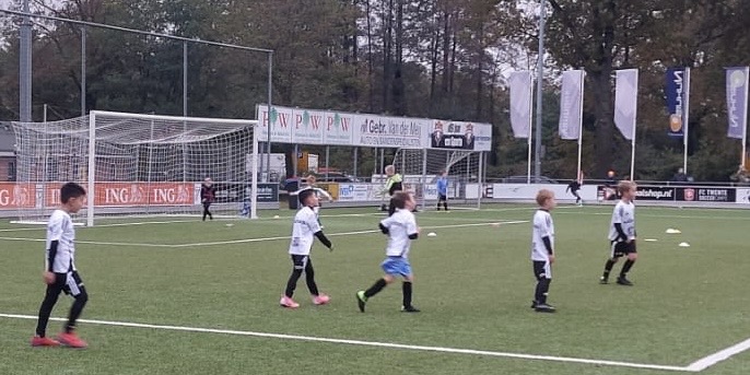 JO8-5 thuis tegen Losser